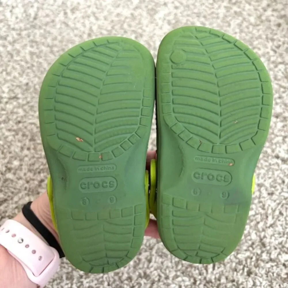 Size 8 / Toddler Boy Ninja Turtles Crocs